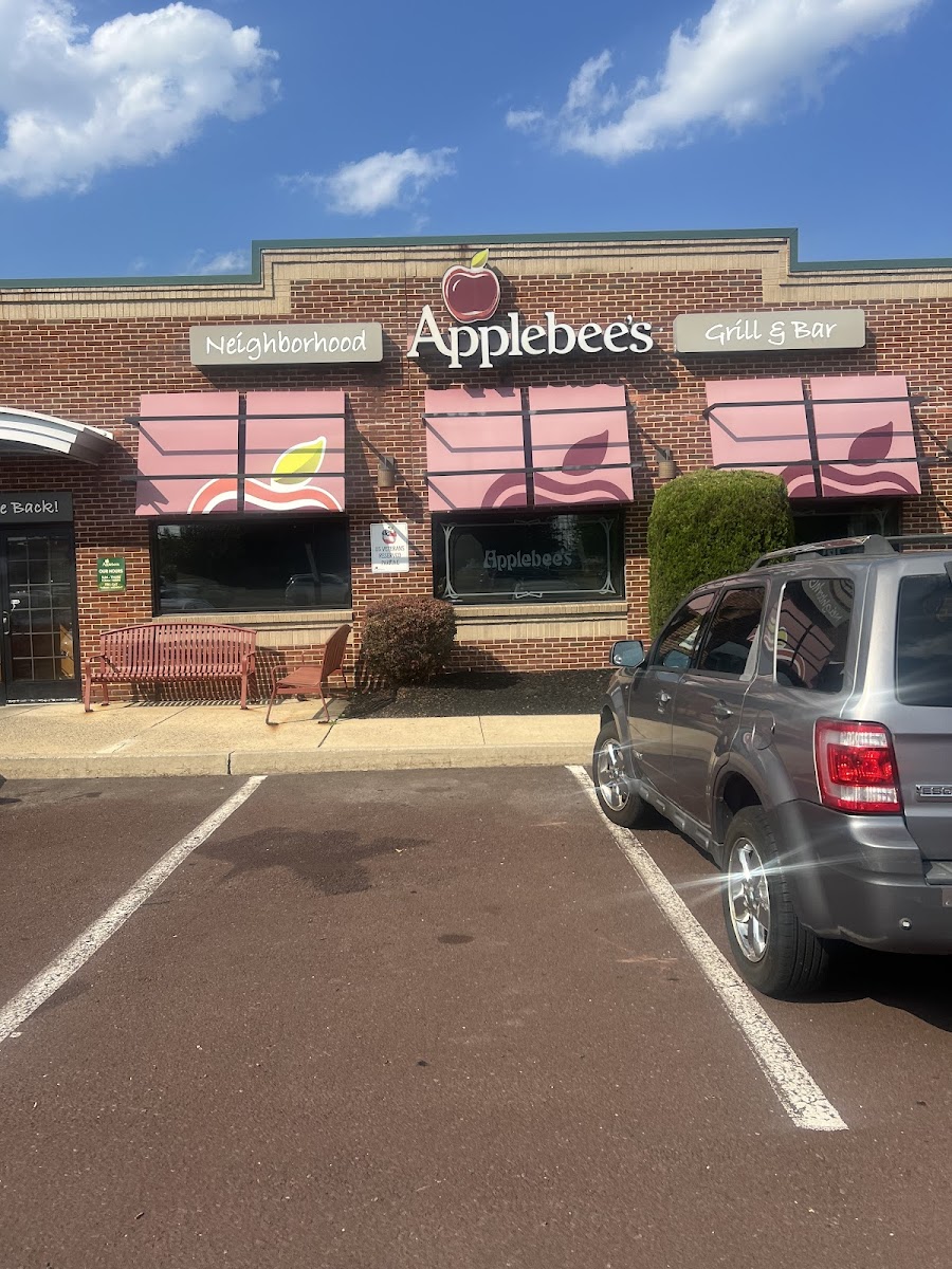 Applebee's Grill Bar Southampton